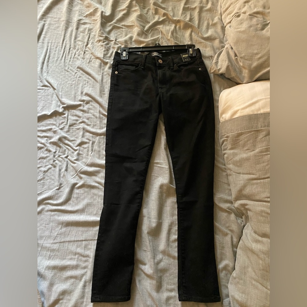 Black skinny jeans